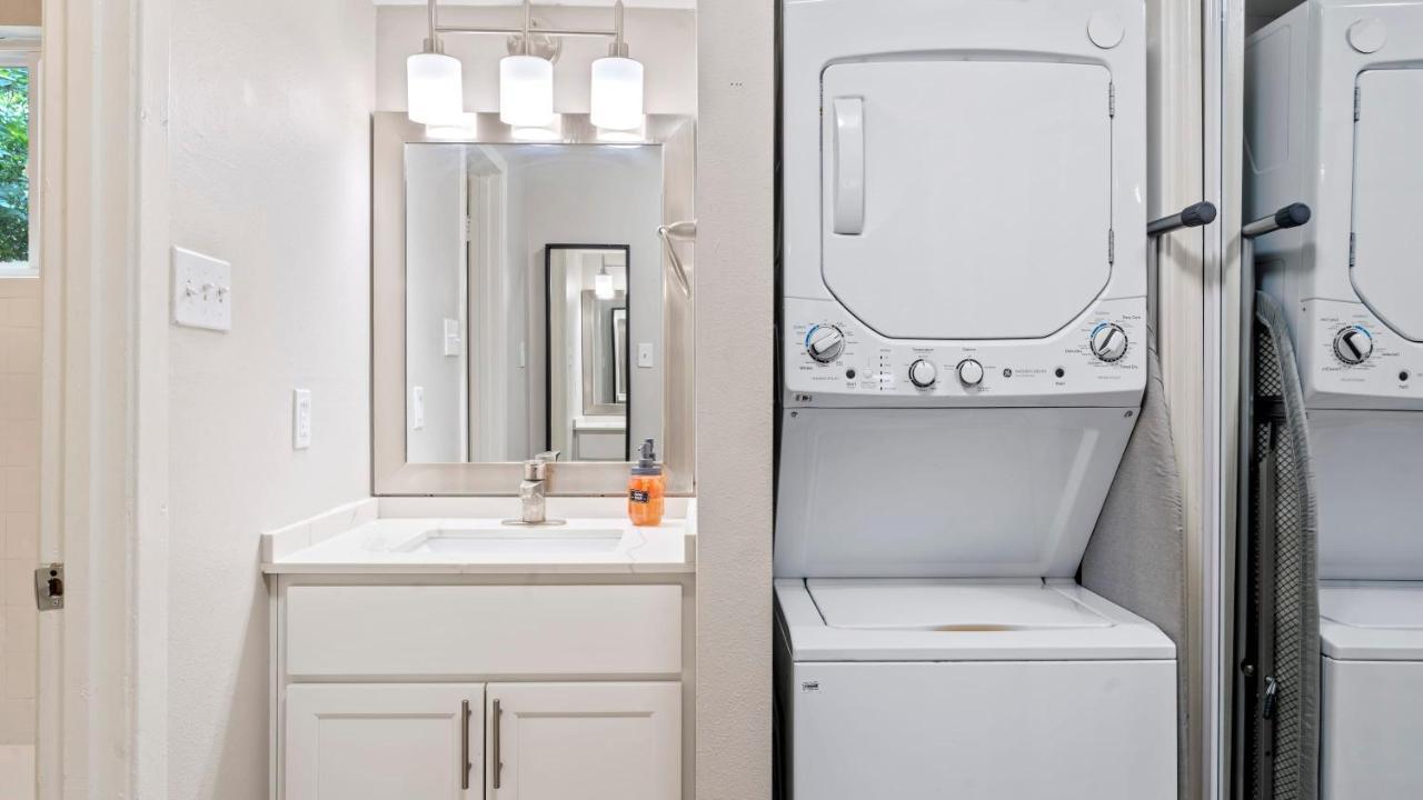 Cozy Efficiency Studios Close To Downtown And Domain Austin Esterno foto